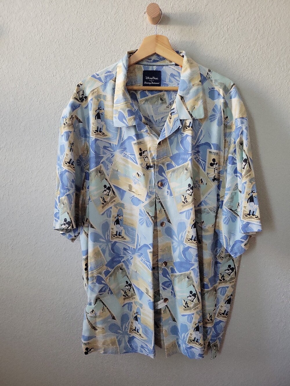 Tommy Bahama Disney Parks Button Up Mickey Postcard Mens Size 3XL Camp Shirt